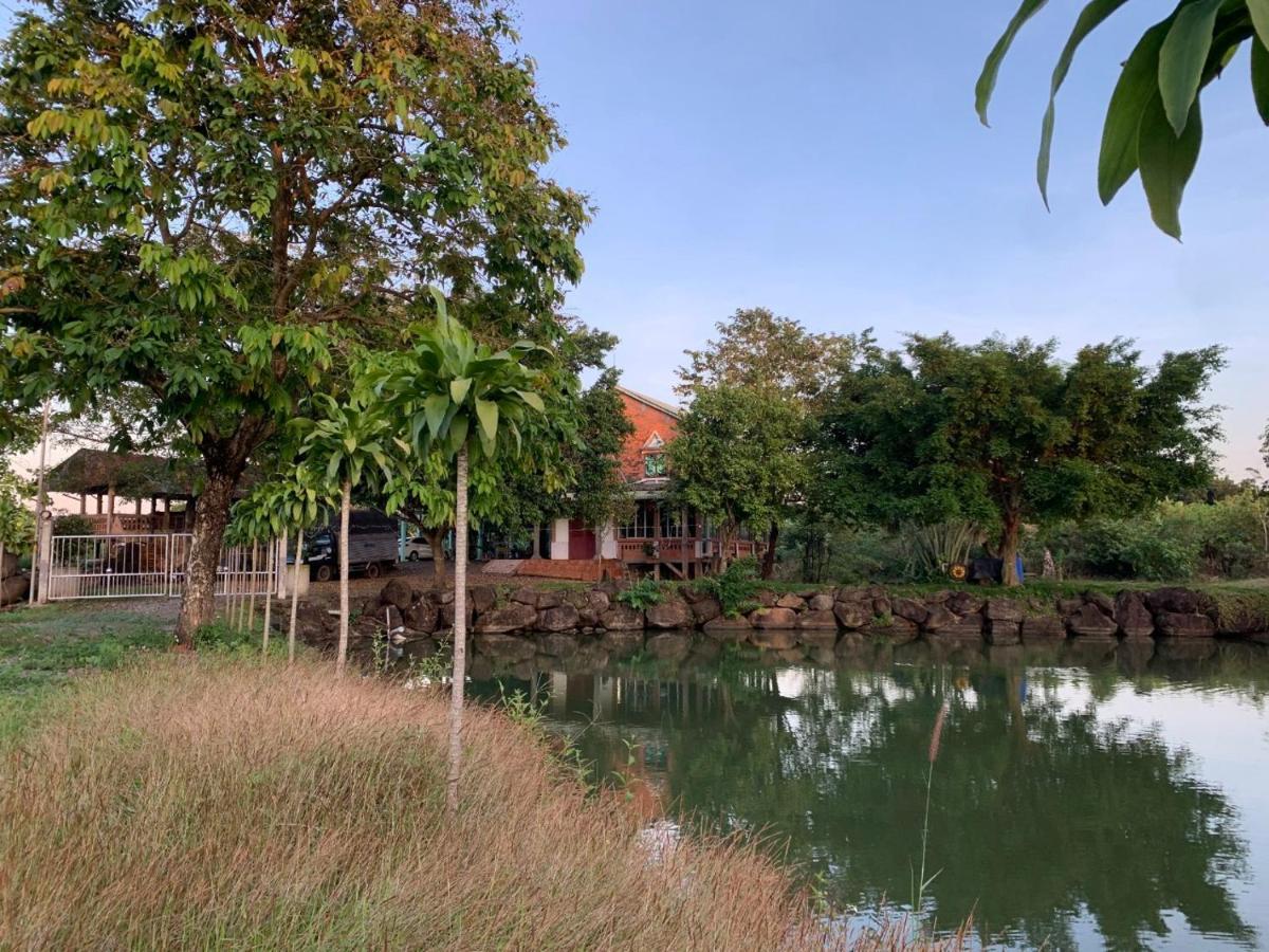 Homestay Tay Xa Trang Bom Extérieur photo