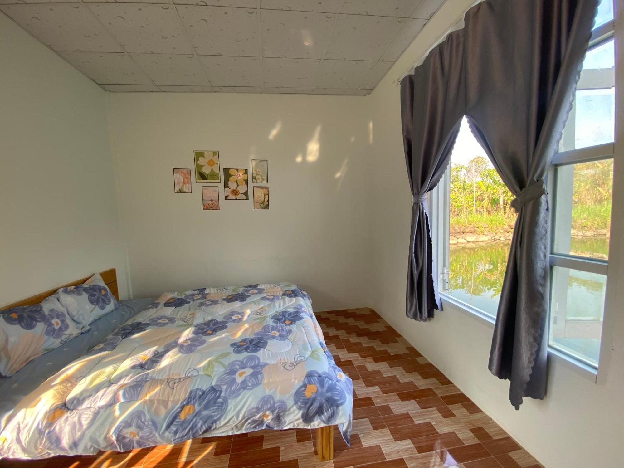 Homestay Tay Xa Trang Bom Extérieur photo