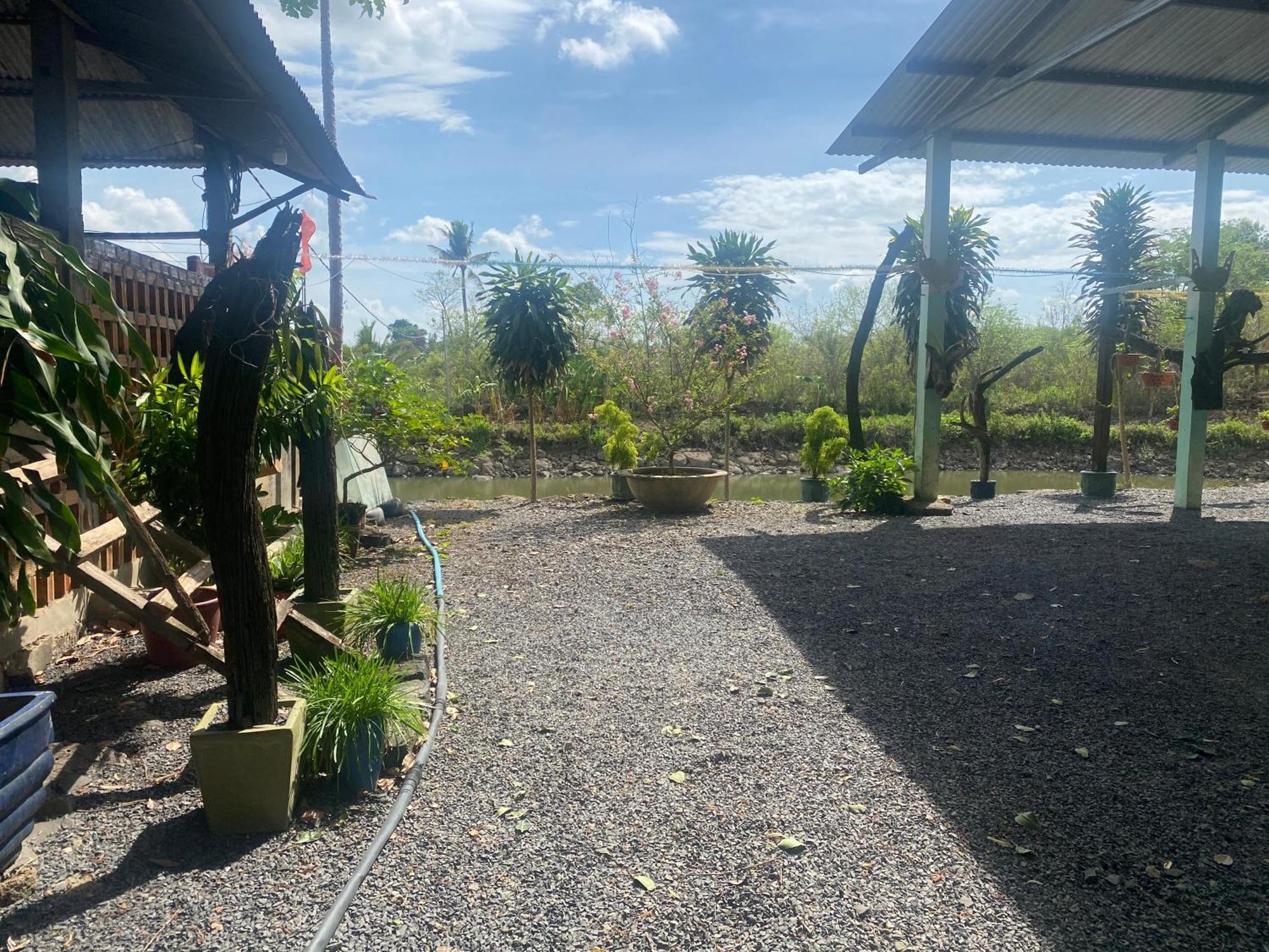 Homestay Tay Xa Trang Bom Extérieur photo