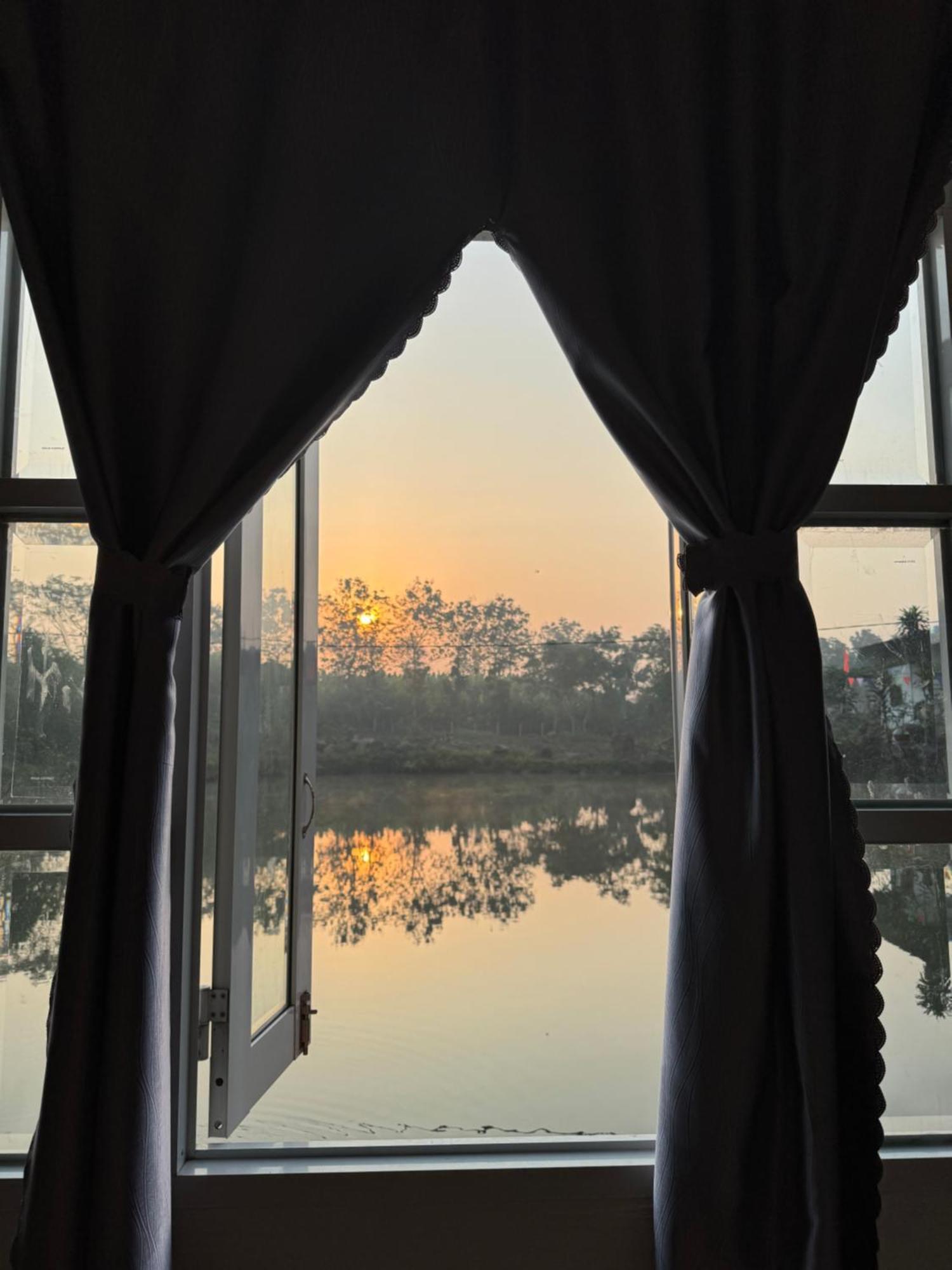 Homestay Tay Xa Trang Bom Extérieur photo